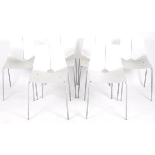 561 - Allermuir - Model A550 - A matching set of six Contemporary designer stacking dining / side chairs o... 