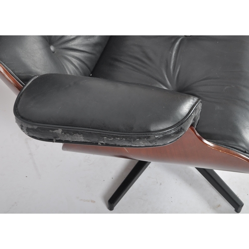 58 - After Charles & Ray Eames - Herman Miller - Lounge Chair - A late 20th century Eames style retro vin... 