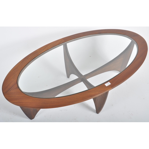 590 - Victor B. Wilkins - G Plan - Astro - A retro vintage 1960s teak wood atomic coffee table / low table... 