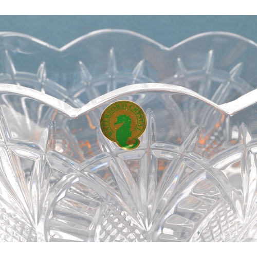 129 - Waterford Crystal - A NOS New Old Stock Waterford Crystal glass Seahorse tazza centrepiece. Measures... 