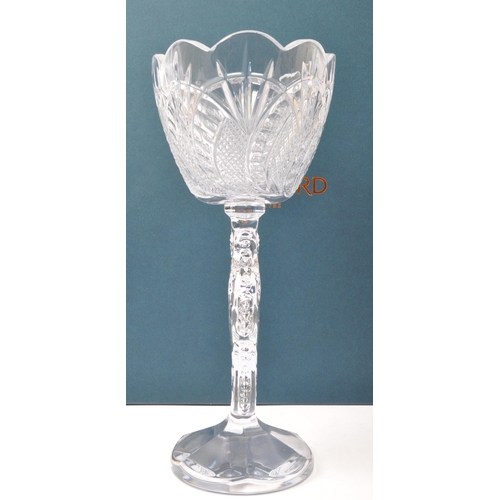 129 - Waterford Crystal - A NOS New Old Stock Waterford Crystal glass Seahorse tazza centrepiece. Measures... 