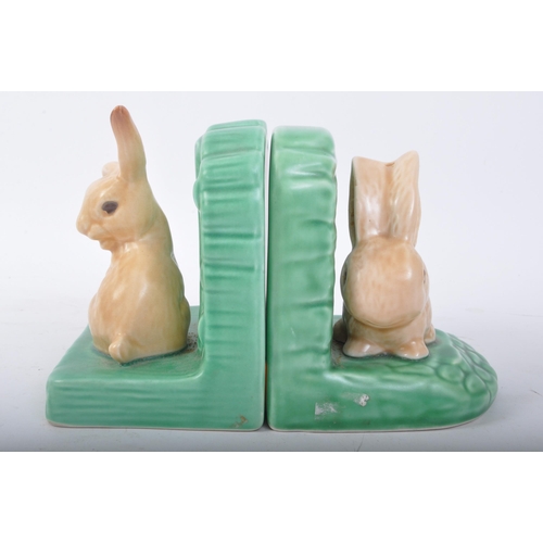 156 - A pair of vintage retro mid 20th century circa. 1950's Sylvac ceramic bunny bookends.  Good conditio... 