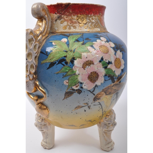 188 - A 19th century Japanese Meiji period satsuma ware vase. The vase having lid with finial modelled in ... 