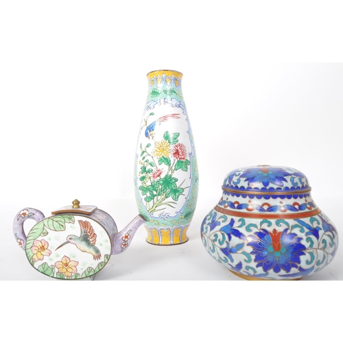 238 - An assortment of three 20th century Chinese Oriental enamel ware. The lot to include a cloisonné lid... 