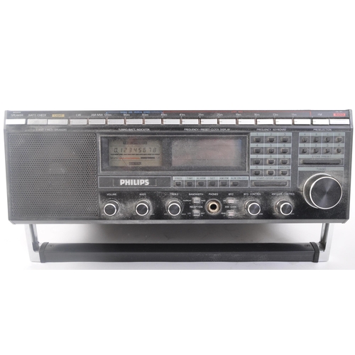 405 - Philips - Magnavox D2999 PLL Synthesized World Band Shortwave Radio Receiver. Computer Controlled AM... 