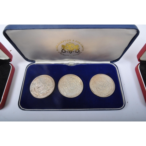 462 - A collection of United Kingdom commemorative coins & medals. The lot to include two S. Thomas Becket... 