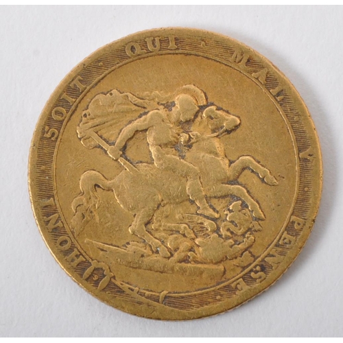 478 - A King George III (1760 - 1820), 1818, 22ct gold full sovereign having the king's laureate head abov... 