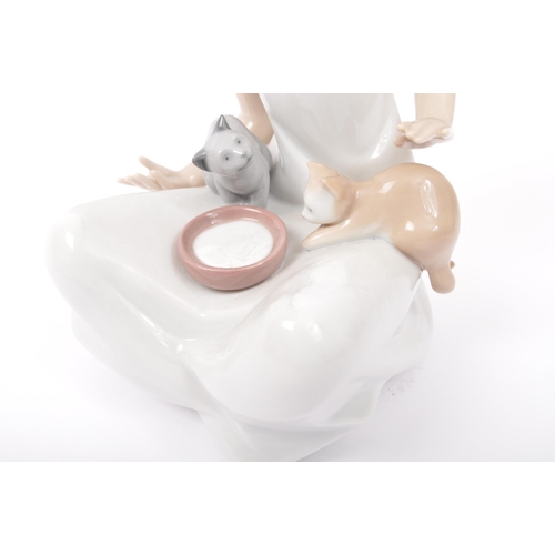 68 - Nao - 02001569 ‘Breakfast’ - an original Nao hand crafted porcelain statue / figurine. Made in Spain... 