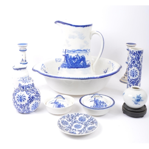 7a - Collection of blue and white China to include Chinese Kangxi revival, Staffordshire blue and white, ... 