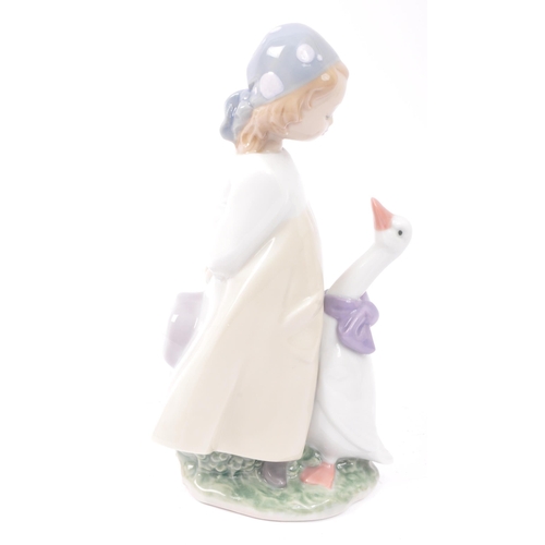 80 - Nao - 02000533 ‘My Friend Goose’ - an original Nao hand crafted porcelain statue / figurine. Made in... 