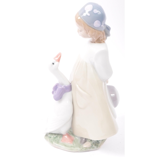 80 - Nao - 02000533 ‘My Friend Goose’ - an original Nao hand crafted porcelain statue / figurine. Made in... 