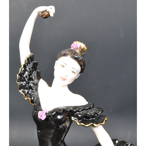 90 - Coalport - Flamenco - A vintage 20th century limited edition bone china Coalport figurine in the for... 