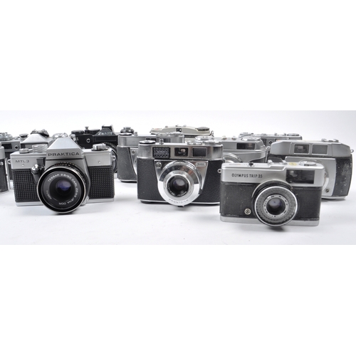 267 - A collection of 13 x vintage 35mm film cameras. Models are: Arette IA - Lens f2.8, Balda - Lens f2.8... 