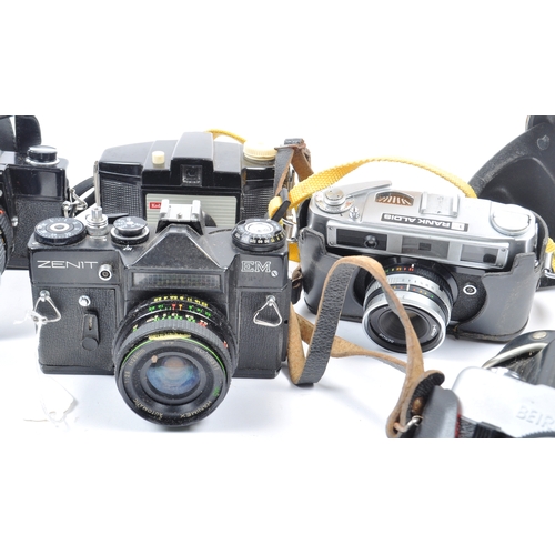 269 - A collection of 10 x vintage 35mm & other cameras. Models are: Nikon F65 - Lens AF 28-100 f3.5-5.6, ... 