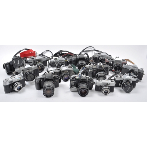 273 - A collection of 15 x vintage SLR cameras. Models are: Praktica MTL5B - lens Vivitar 28-70mm f3.5-4.8... 