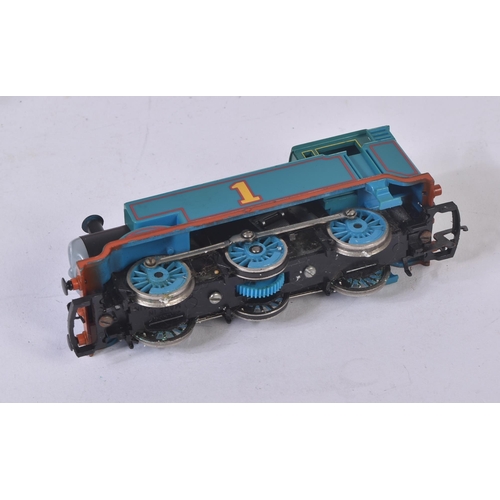 104 - A collection of Hornby made Thomas The Tank Engine OO gauge model railway trainset locomotive engine... 