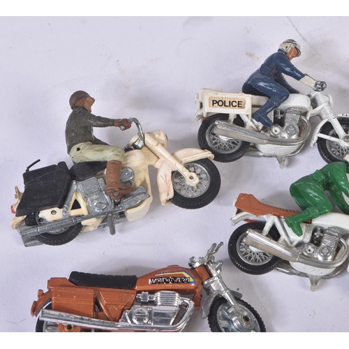 123 - A collection of assorted vintage Britain's and Lesney made diecast and plastic model motorcycle / mo... 