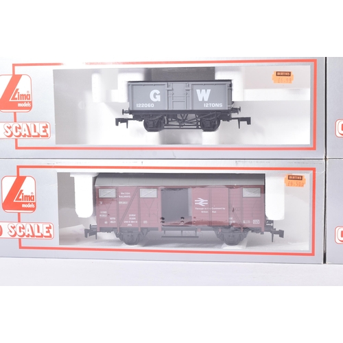 141 - A collection of x5 Lima made O gauge model railway trainset locomotive rolling stock wagons comprisi... 