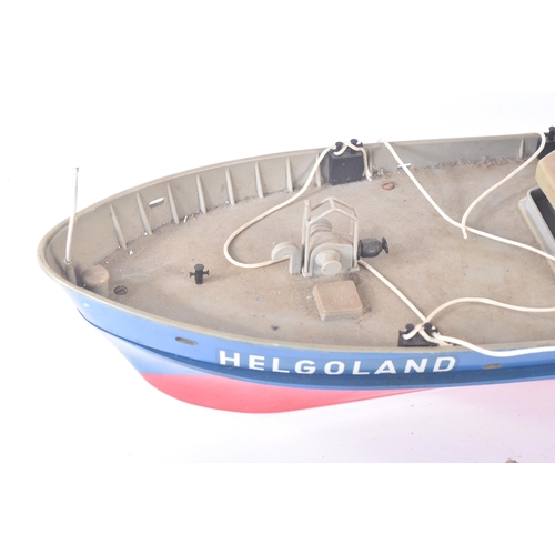 145 - Model Boat - a Radio Controlled RC model / pond yacht of a German Police Patrol boat. Plastic constr... 