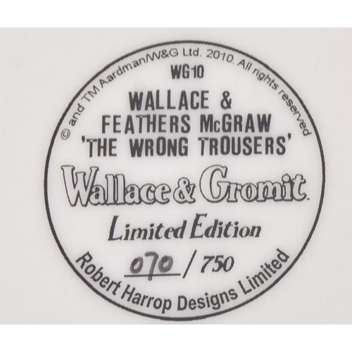 151 - Wallace & Gromit - Robert Harrop - WG10 ' Wallace & Feathers Mcgraw - The Wrong Trousers '. Limited ... 