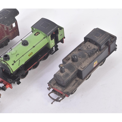 162 - A collection of assorted vintage OO gauge model railway trainset locomotive engines to include; Duch... 