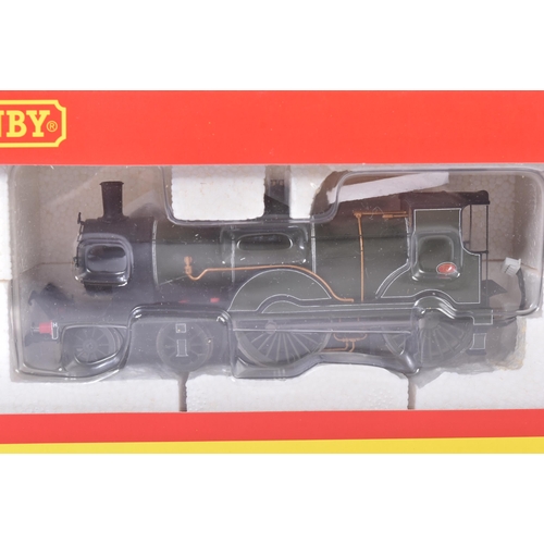 189 - An original Hornby OO gauge model railway trainset locomotive engine No. R2711 Southern Railways 4-4... 