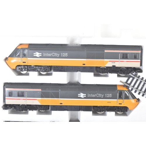 194 - An original Hornby OO gauge model railway trainset locomotive set No. R556 High Speed Trainset. The ... 