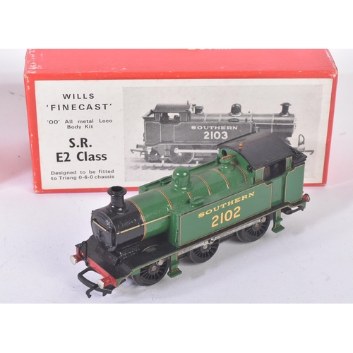 206 - Two kit built Wills Finecast OO gauge model railway trainset locomotive engines comprising; Southern... 