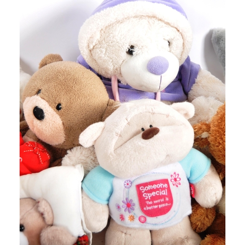 245 - Teddy Bears - a collection of x 14 assorted teddy bears / plush toys to include: Chilly & Co., A.S W... 