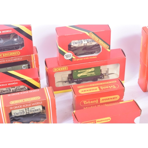 273 - A collection of Hornby OO gauge model railway trainset locomotive rolling stock to include; United D... 