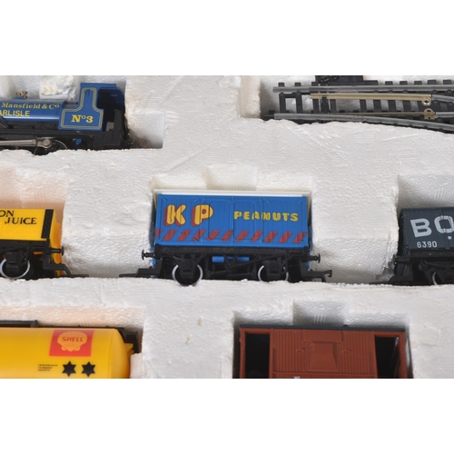 279 - An original Hornby 00 gauge model railway electric trainset No. R672 Industrial Freight. The set con... 