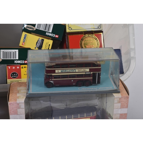 285 - A collection of assorted diecast model cars and other vehicles of various scales and makers to inclu... 