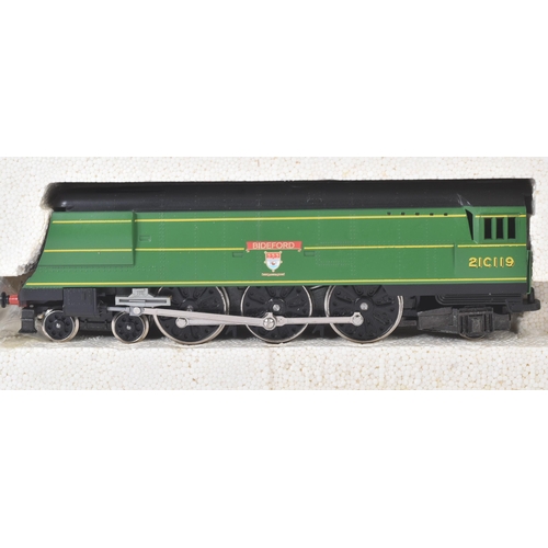 309 - An original Hornby Toplink OO gauge model railway trainset locomotive No. R265 Southern Railways 4-6... 