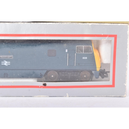 316 - Two Lima made OO gauge model railway diesel trainset locomotive engines comprising; 204801 Class 55 ... 