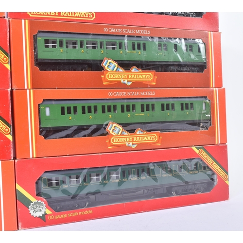 342 - A collection of x8 vintage Hornby OO gauge model railway rolling stock coaches / carriages comprisin... 