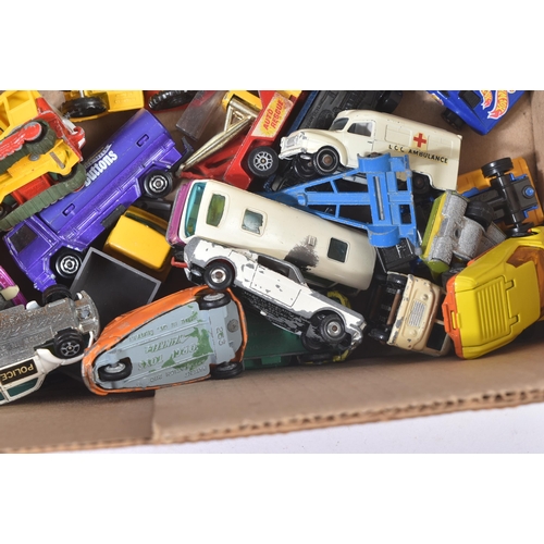 343 - A large collection of assorted vintage diecast model cars, largely Lesney made Matchbox Series and M... 