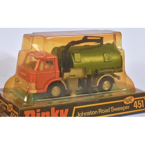 355 - A collection of x4 vintage Dinky Toys boxed diecast models comprising; 945 A.E.C Fuel Tanker Esso, 1... 