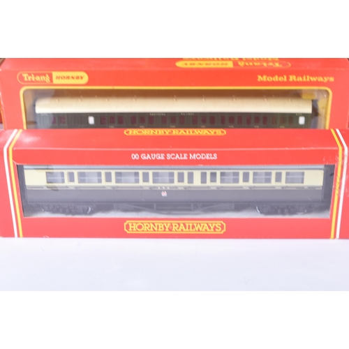 368 - A collection of assorted Triang / Hornby OO gauge model railway trainset locomotive rolling stock co... 