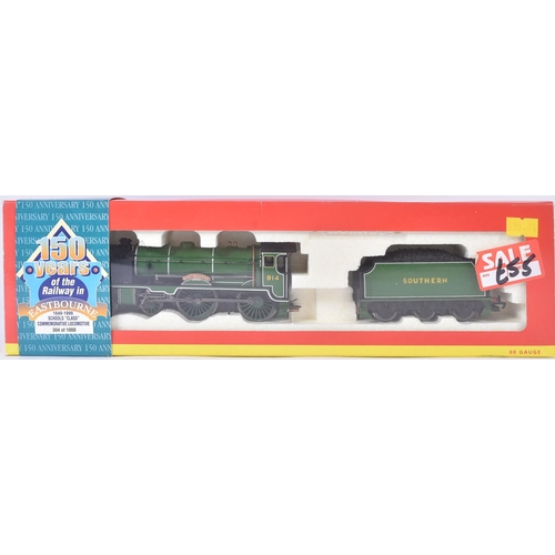 37 - An original Hornby OO gauge model railway locomotive set No. R2144 Schools Class V locomotive ' East... 