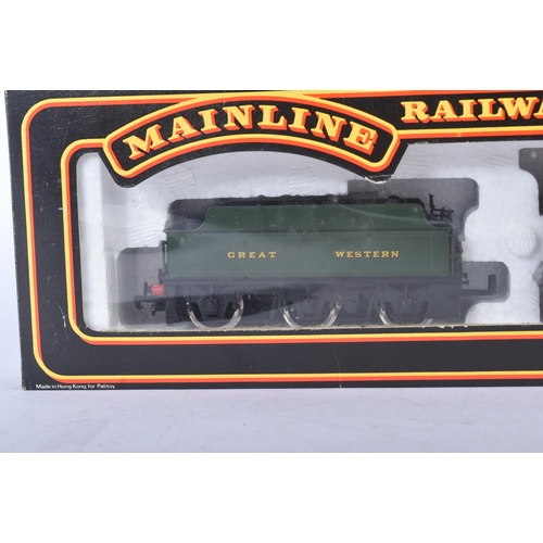 384 - Two original Palitoy Mainline OO gauge model railway trainset locomotive engines comprising; 37-078 ... 