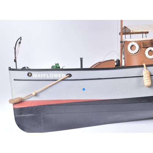 400 - Live Steam - Cheddar Models - a large scale live steam model boat ' Mayflower '. Fibreglass hull, wi... 