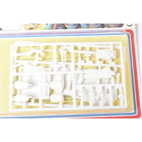 401 - A collection of assorted plastic model kits of military and aviation interest to include; Airfix 1/7... 