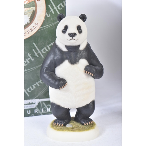 425 - Harrop's Bears - Robert Harrop – a collection of x 2 statues / figurines. 2 x Harrop's Bears to incl... 