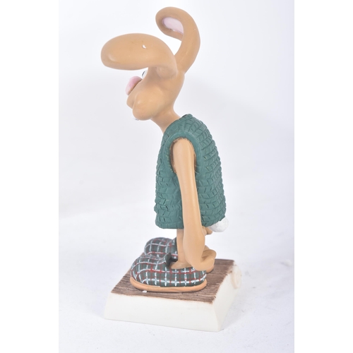 427 - Wallace & Gromit - Robert Harrop - WGFG04 ' Hutch - The Curse Of The Wererabbit '. Collector's Club ... 