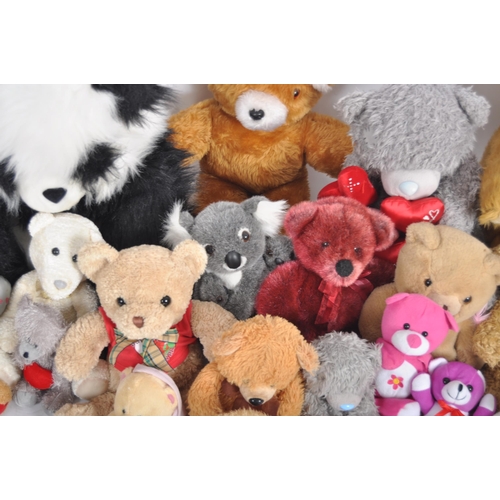 452 - Teddy Bears - a collection of x 18 assorted teddy bears / plush toys to include: Fraser Bear, A&A, M... 