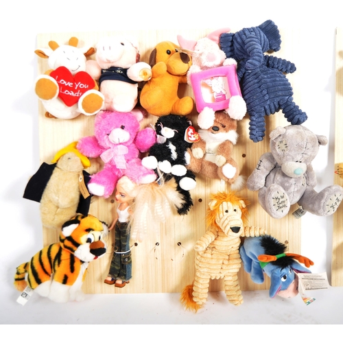 466 - Teddy Bears - a collection of x 25 assorted teddy bears / plush toys to include: Grove, Jelly Cat, M... 