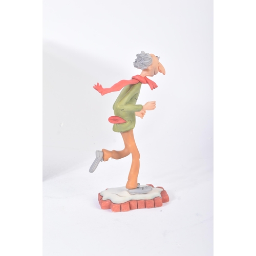 469 - The World Of Roald Dahl - Robert Harrop - Grandpa Joe. Highly detailed resin statues based on the Qu... 