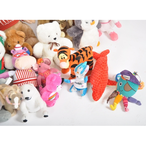 492 - Teddy Bears - a collection of x 36 assorted teddy bears / plush toys to include: Manchester, WmW, R&... 