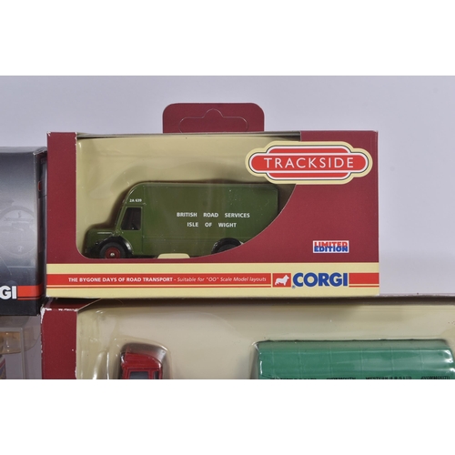 58 - A collection of assorted Lledo and Corgi 1/76 scale / OO gauge trackside diecast models. Examples to... 