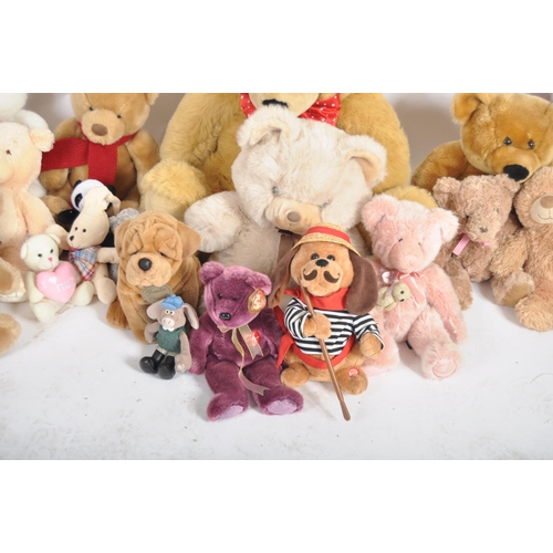 83 - Teddy Bears - a collection of x 16 assorted teddy bears / plush toys to include: Build a Bear, Russ,... 